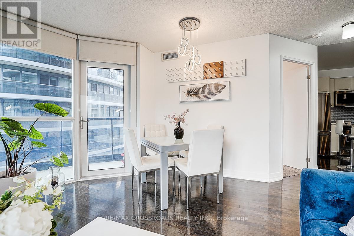 1305 - 21 Carlton Street, Toronto, Ontario  M5B 1L3 - Photo 26 - C12161408