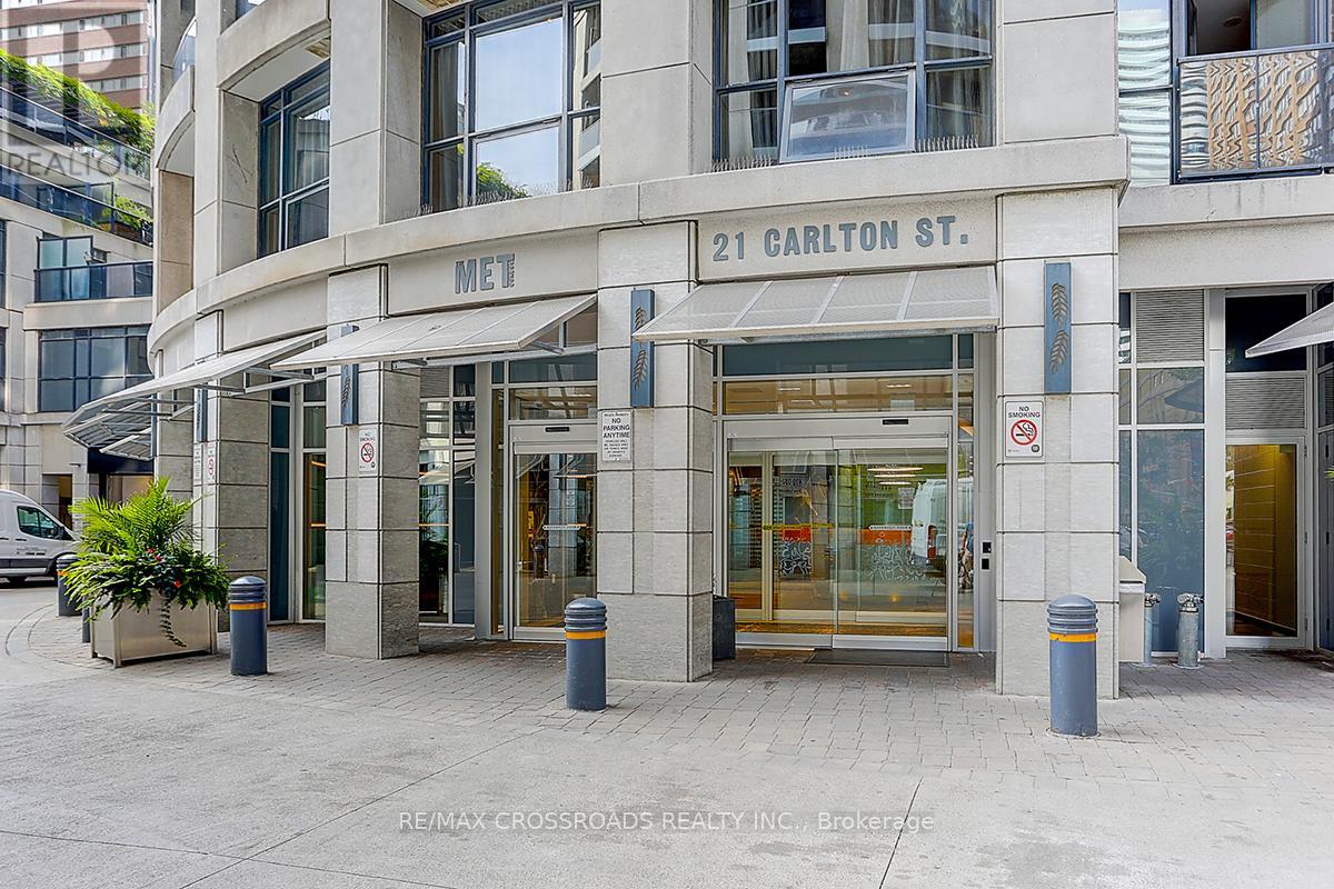 1305 - 21 Carlton Street, Toronto, Ontario  M5B 1L3 - Photo 2 - C12161408