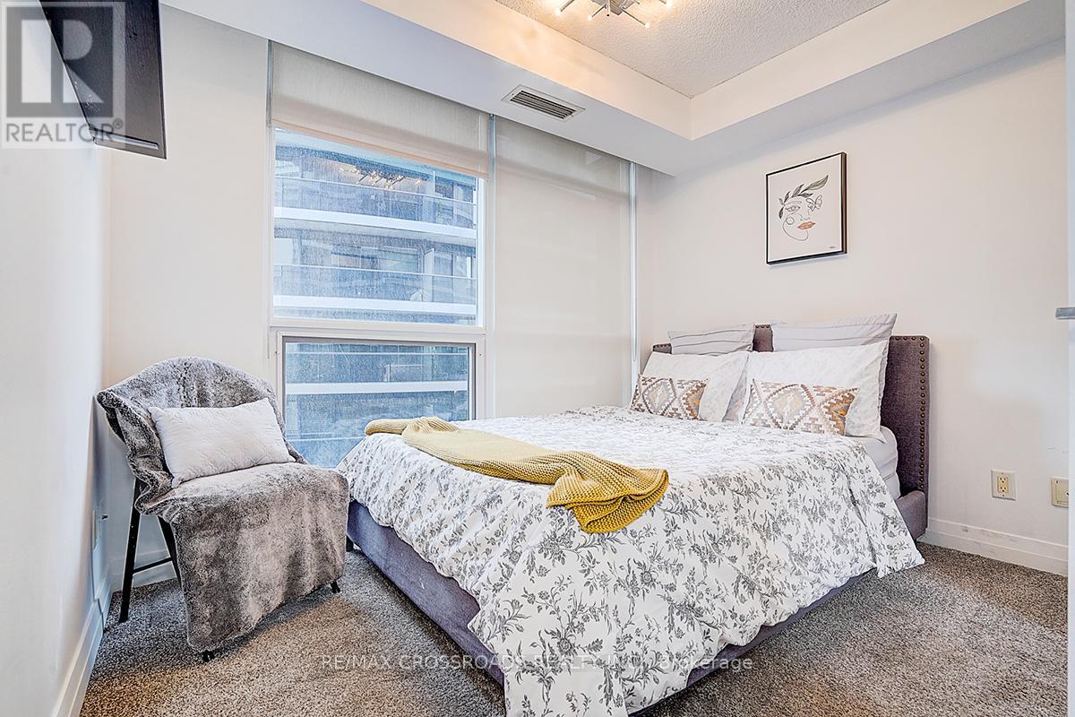 1305 - 21 Carlton Street, Toronto, Ontario  M5B 1L3 - Photo 31 - C12161408