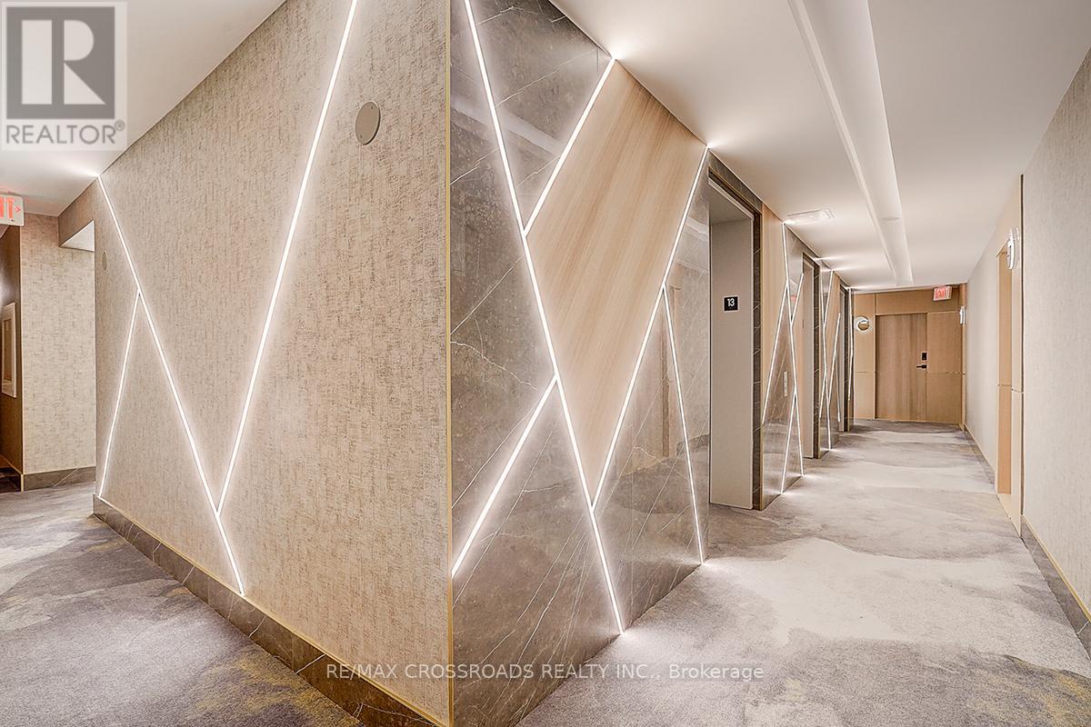 1305 - 21 Carlton Street, Toronto, Ontario  M5B 1L3 - Photo 6 - C12161408