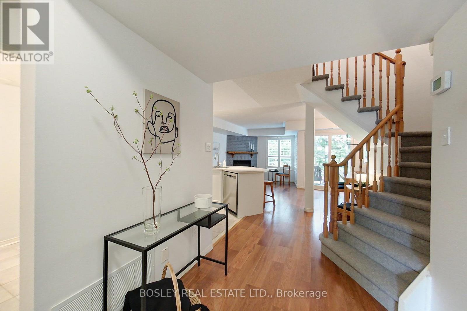 Property at 21 BARKER BOULEVARD image 2
