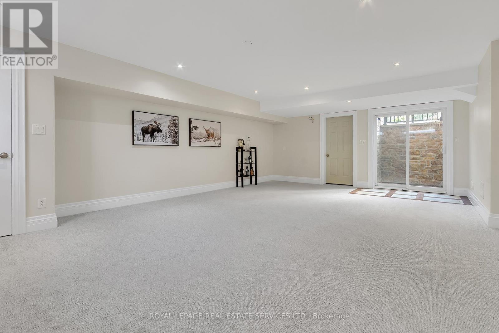 384 Rebecca Street, Oakville, Ontario  L6K 1K6 - Photo 39 - W12000768