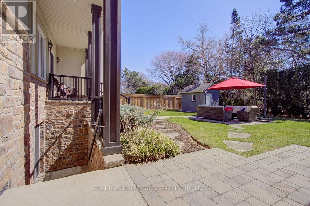 384 Rebecca Street, Oakville, Ontario  L6K 1K6 - Photo 48 - W12000768