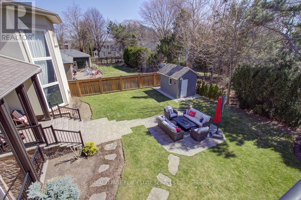 384 Rebecca Street, Oakville, Ontario  L6K 1K6 - Photo 27 - W12000768