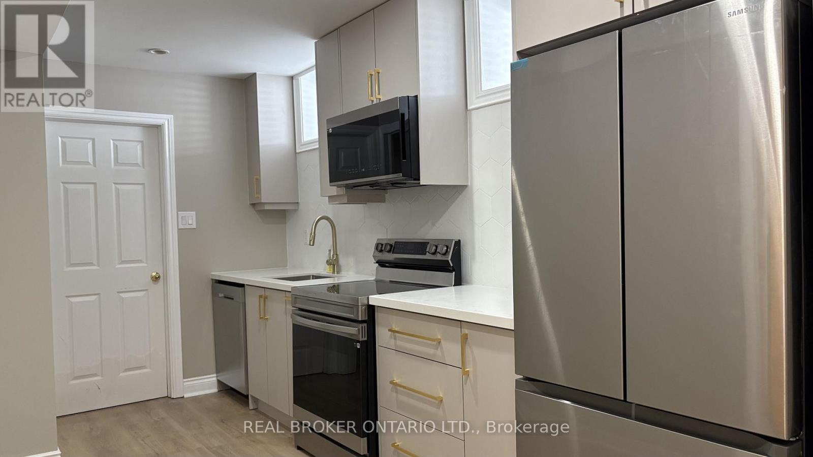 Basement - 17 Eighth Street, Toronto, Ontario  M8V 3C2 - Photo 1 - W12160248
