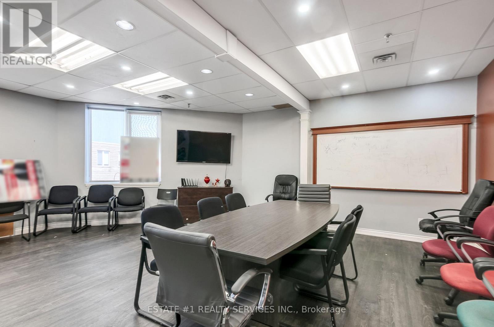 211 - 2359 Royal Windsor Drive, Mississauga, Ontario  L5J 4S9 - Photo 13 - W12085371