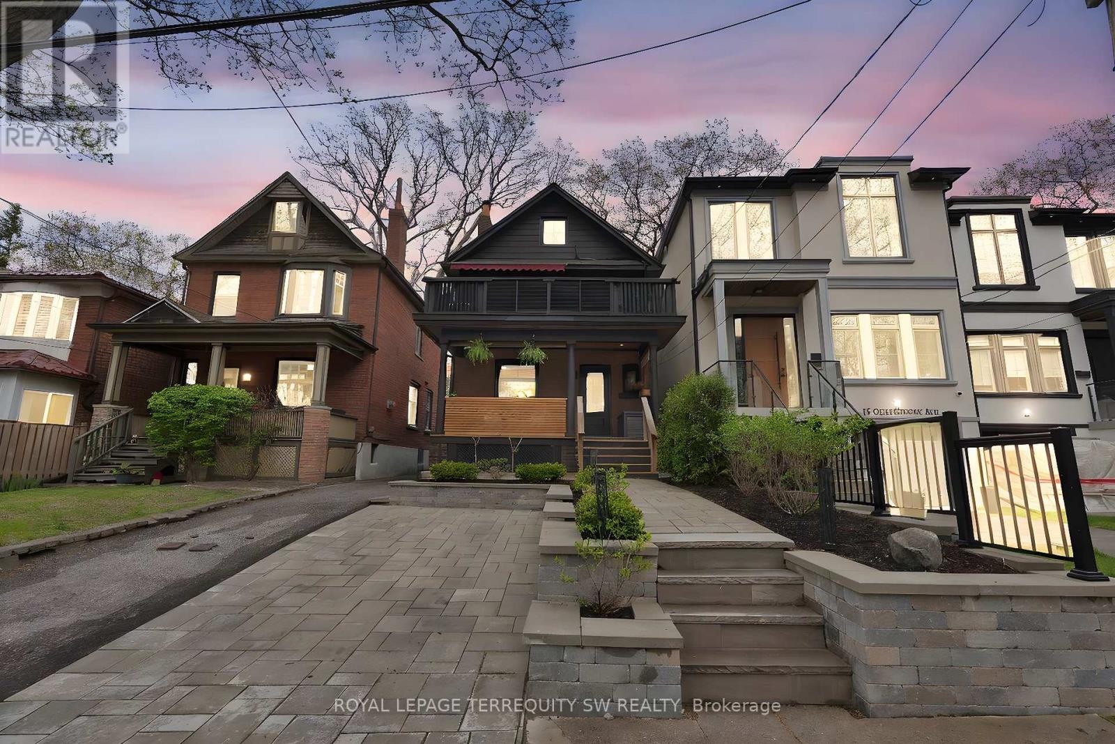 17 Queensbury Avenue, Toronto, Ontario  M1N 2X8 - Photo 2 - E12161504