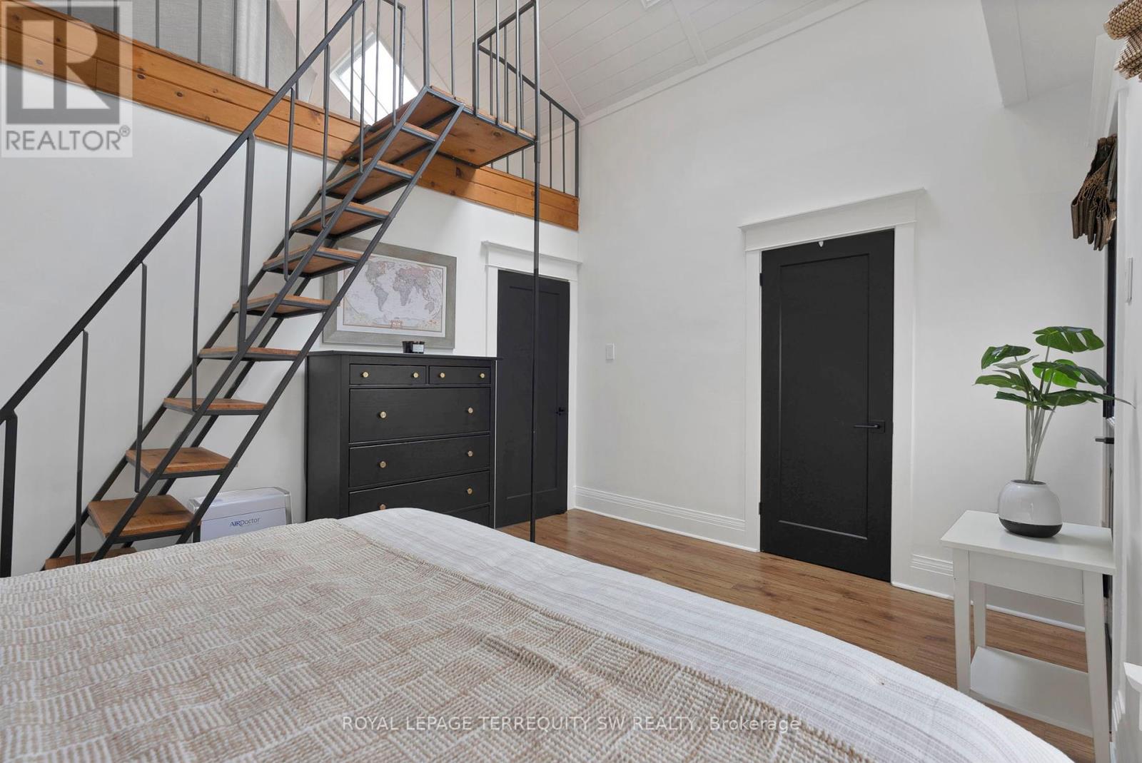 17 Queensbury Avenue, Toronto, Ontario  M1N 2X8 - Photo 23 - E12161504