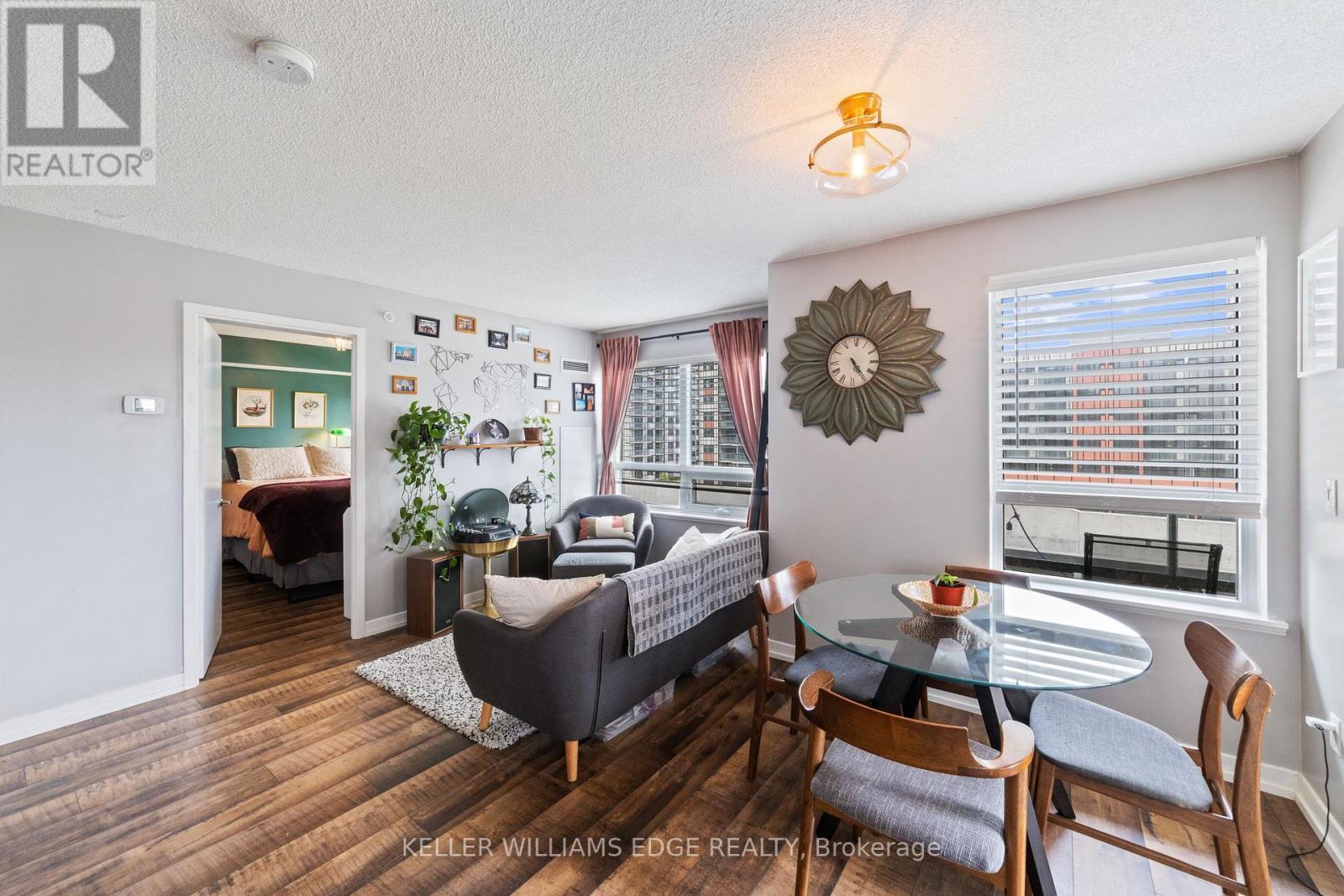 601 - 1410 Dupont Street, Toronto, Ontario  M6H 0B6 - Photo 5 - W12158550