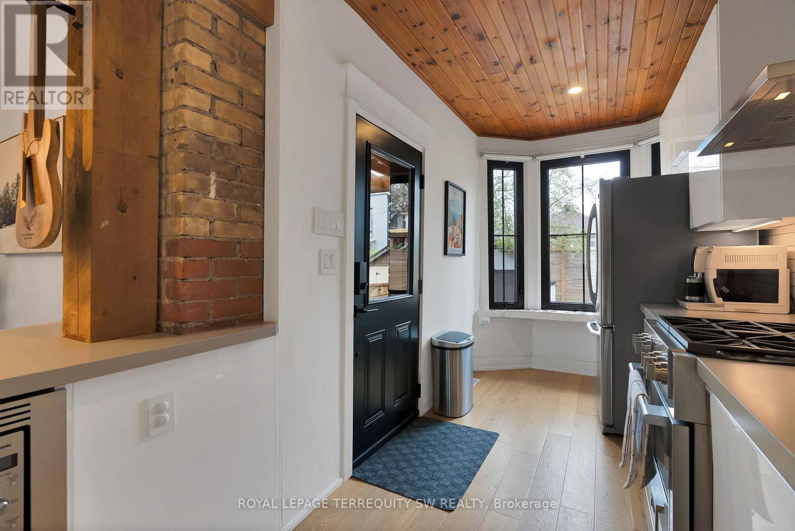 17 Queensbury Avenue, Toronto, Ontario  M1N 2X8 - Photo 18 - E12161504