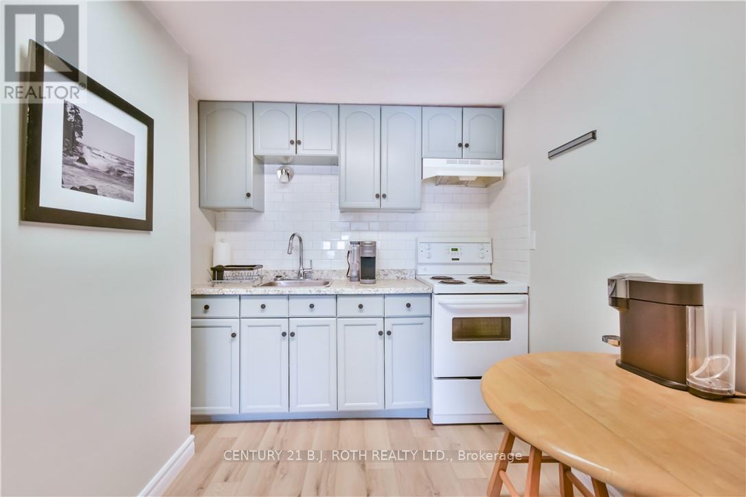 644 Mississaga Street W, Orillia, Ontario  L3V 3C6 - Photo 37 - S12083464