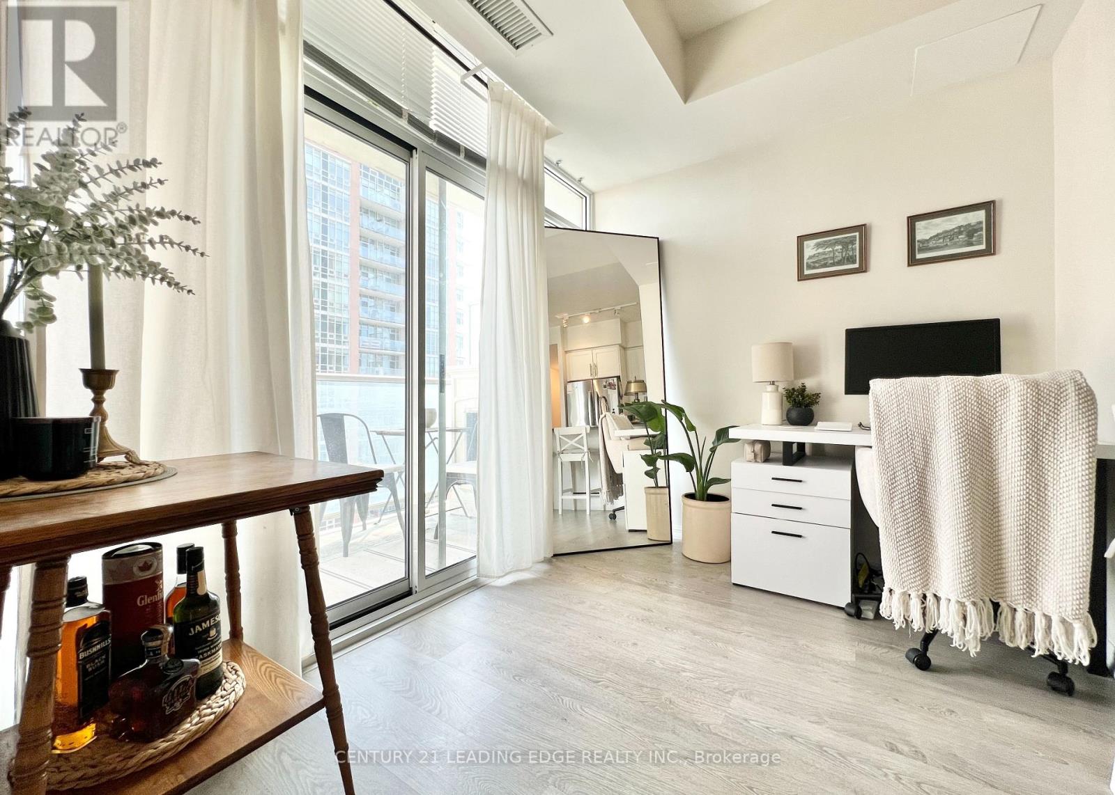 1617 - 75 East Liberty Street, Toronto, Ontario  M6K 3R3 - Photo 12 - C12161564