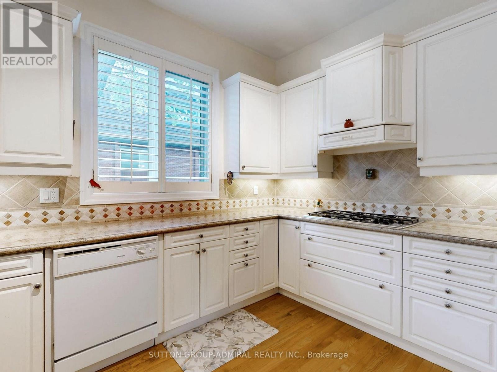 487 Lytton Boulevard, Toronto, Ontario  M5N 1S5 - Photo 11 - C12161580