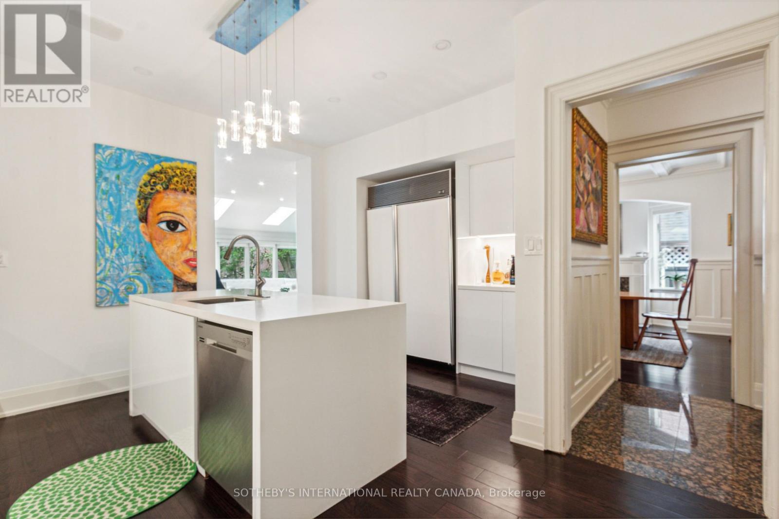 109 Heath Street W, Toronto, Ontario  M4V 1T5 - Photo 8 - C12161590