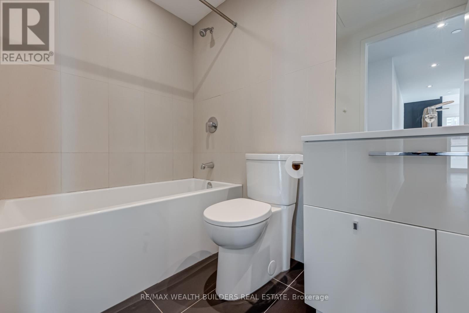1410 - 15 Grenville Street, Toronto, Ontario  M4Y 1A1 - Photo 20 - C12159507