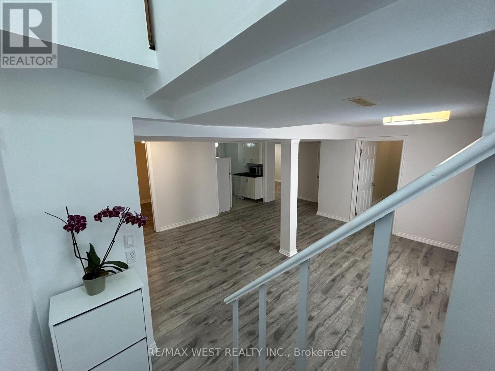 Bsmt - 10 Pagehurst Court, Richmond Hill, Ontario  L4C 8G7 - Photo 2 - N12161526