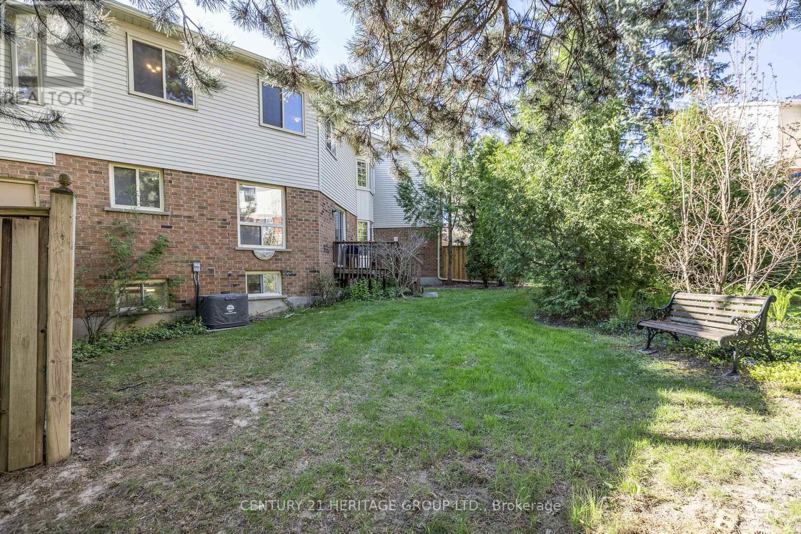 44 - 108 Ashley Place, Aurora, Ontario  L4G 6H5 - Photo 49 - N12161565