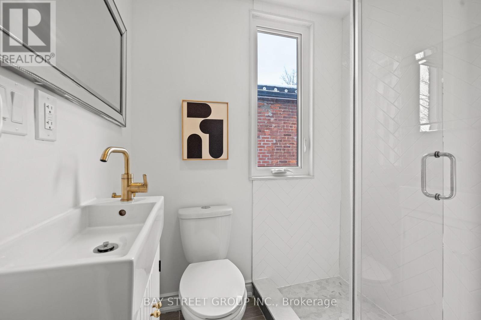 165 Howland Avenue, Toronto, Ontario  M5R 3B7 - Photo 14 - C12161567