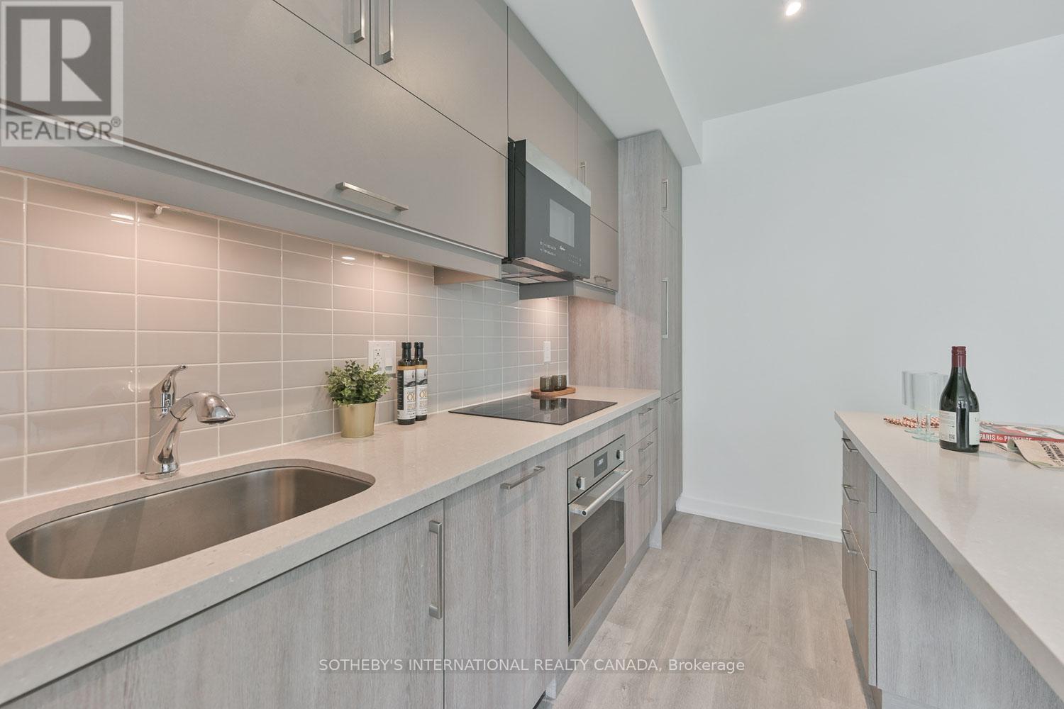 616 - 8119 Birchmount Road, Markham, Ontario  L6G 0H5 - Photo 5 - N12161578