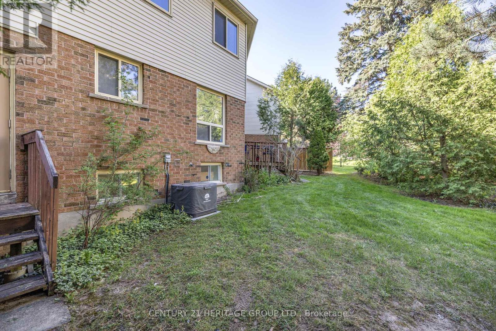 44 - 108 Ashley Place, Aurora, Ontario  L4G 6H5 - Photo 48 - N12161565