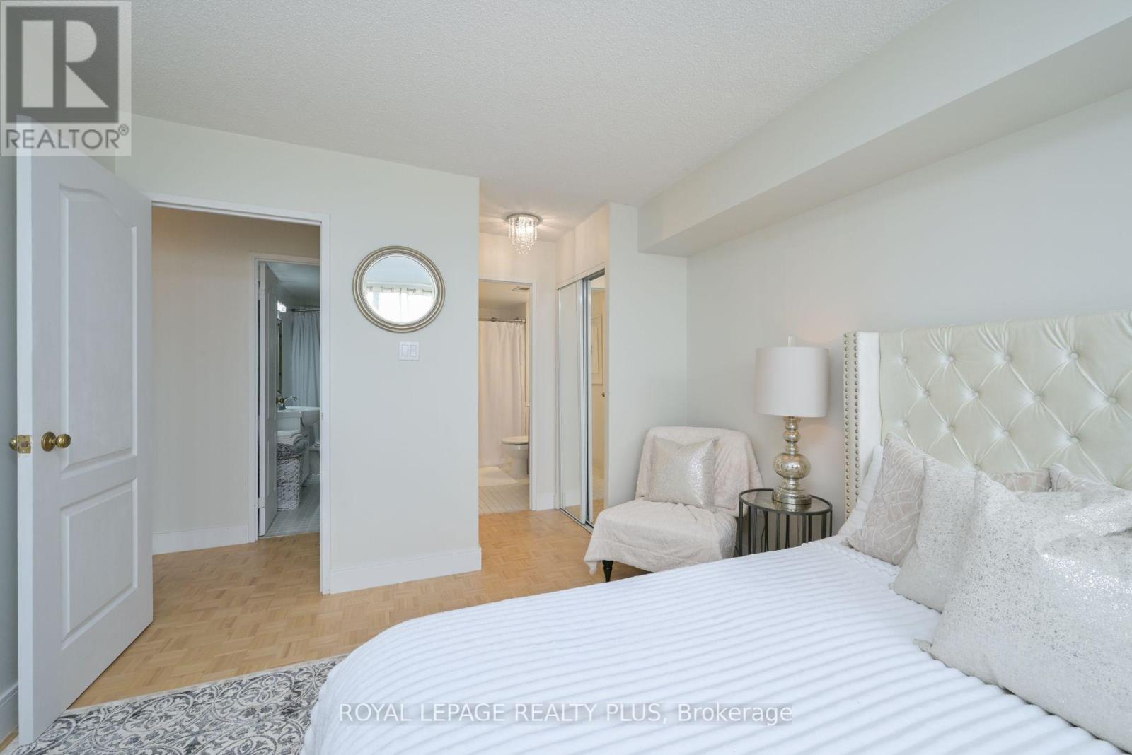 2306 - 8 Lisa Street, Brampton, Ontario  L6T 4S6 - Photo 13 - W12161473