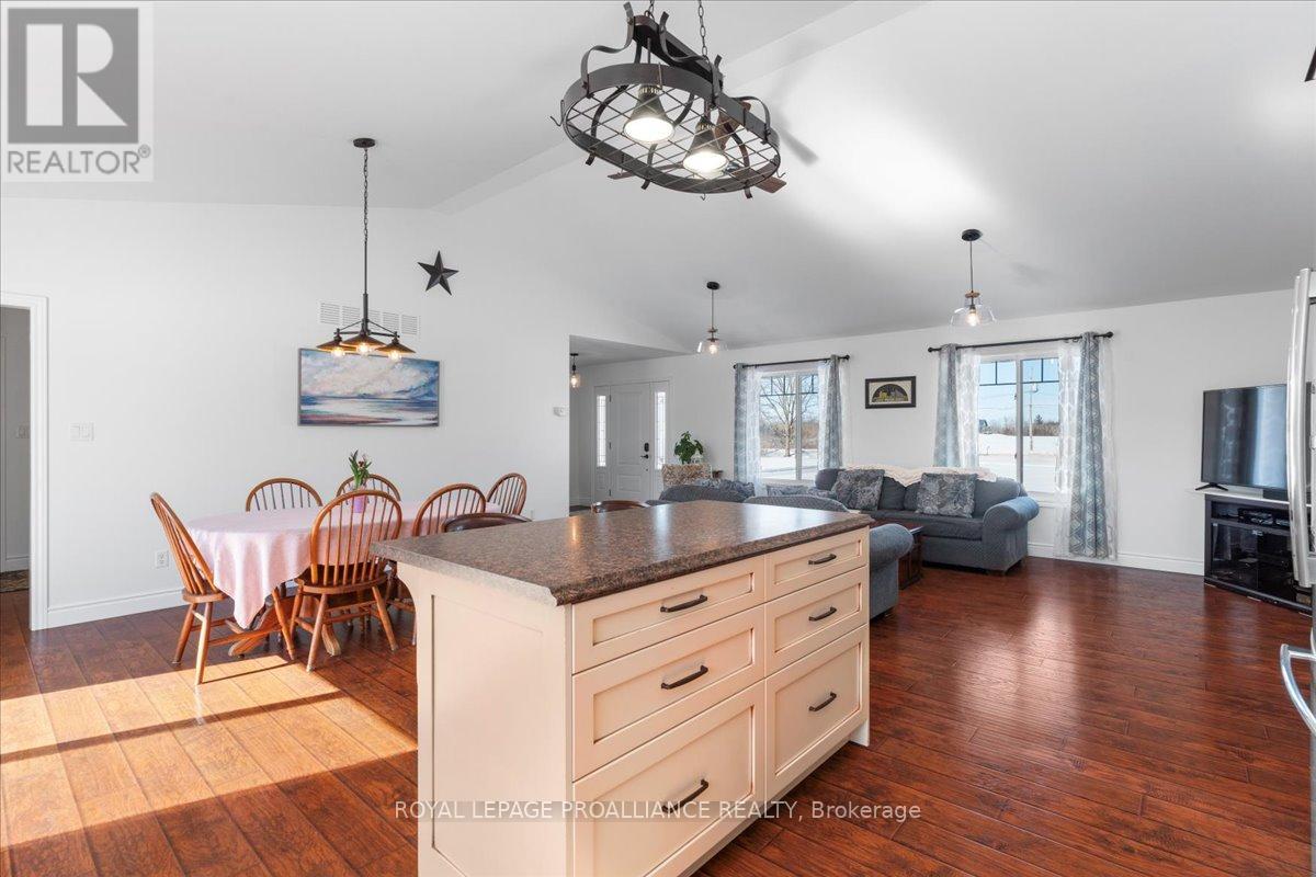 1602 Casey Road, Belleville, Ontario  K8N 4Z6 - Photo 19 - X11993271