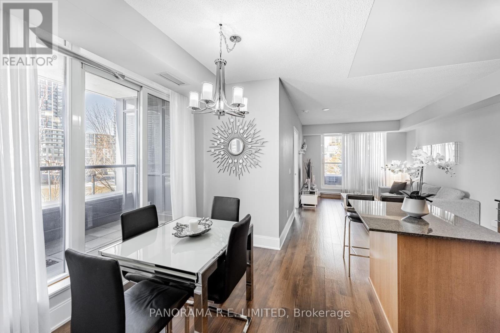 203 - 330 Burnhamthorpe Road W, Mississauga, Ontario  L5B 0E1 - Photo 11 - W12161492