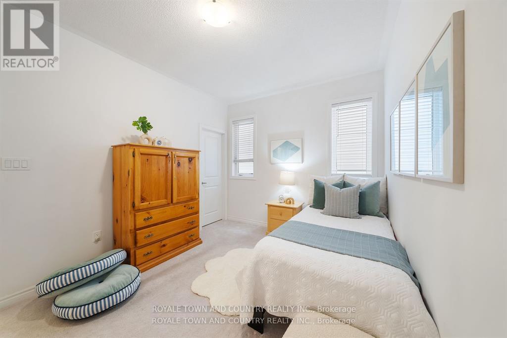 14 Hennessey Crescent, Kawartha Lakes, Ontario  K9V 0P2 - Photo 24 - X12066431