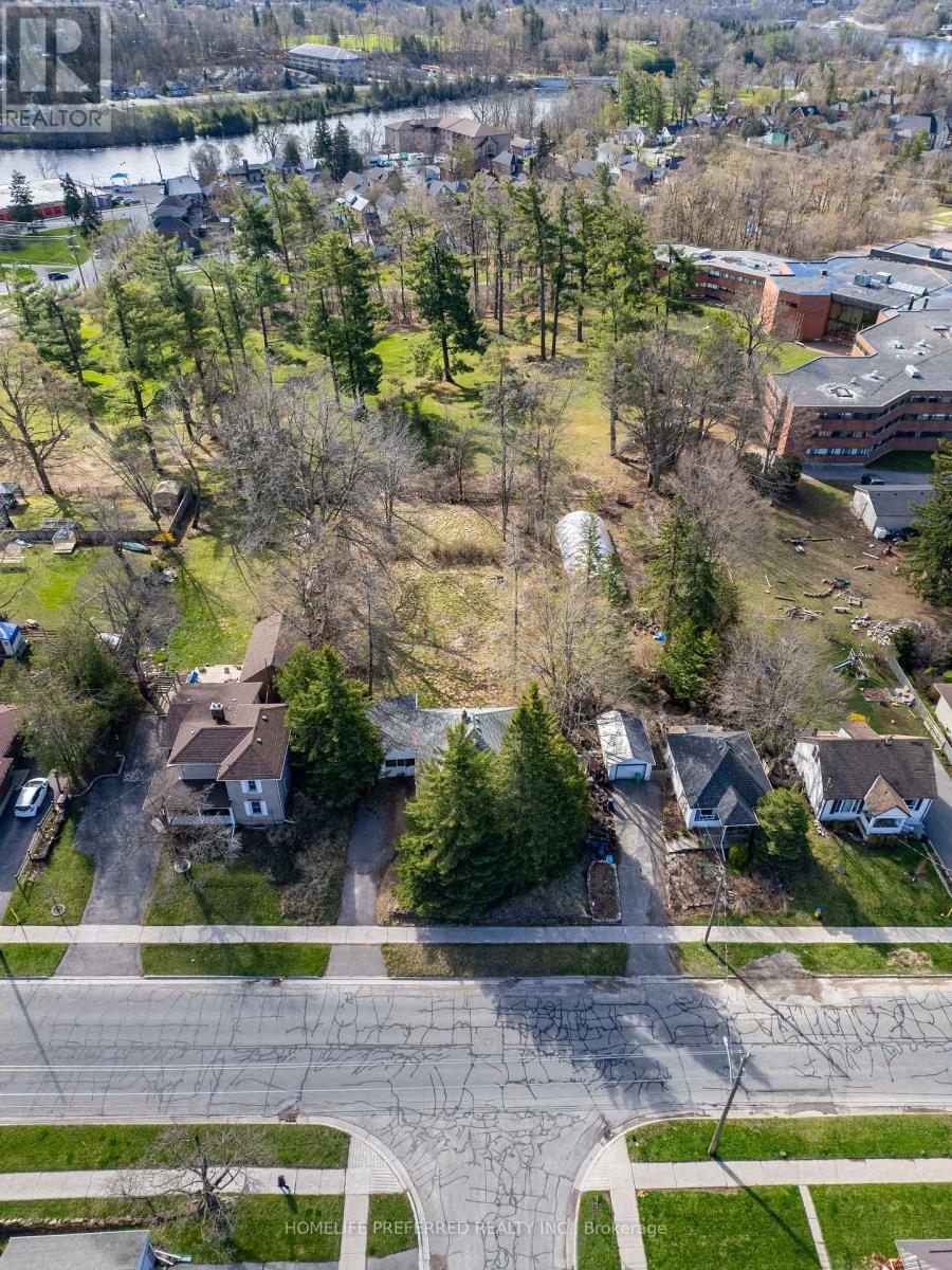 119 Dumble Avenue, Peterborough North, Ontario  K9H 5A9 - Photo 2 - X12121017