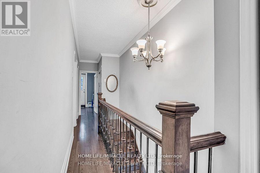 212 Symington Avenue, Toronto, Ontario  M6P 3W6 - Photo 18 - W12161484