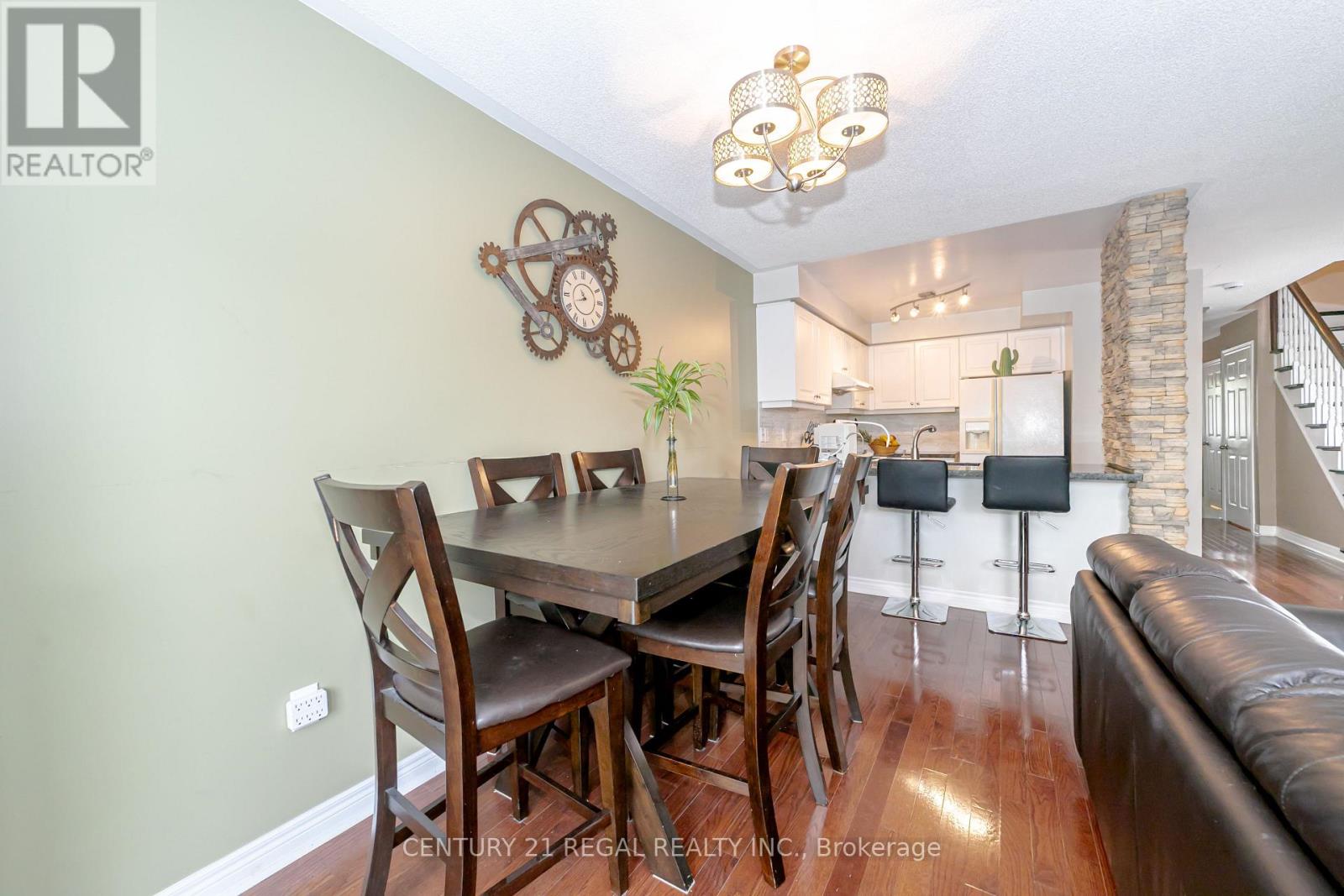 27 Katrina Court, Toronto, Ontario  M6L 3G3 - Photo 16 - W12161376