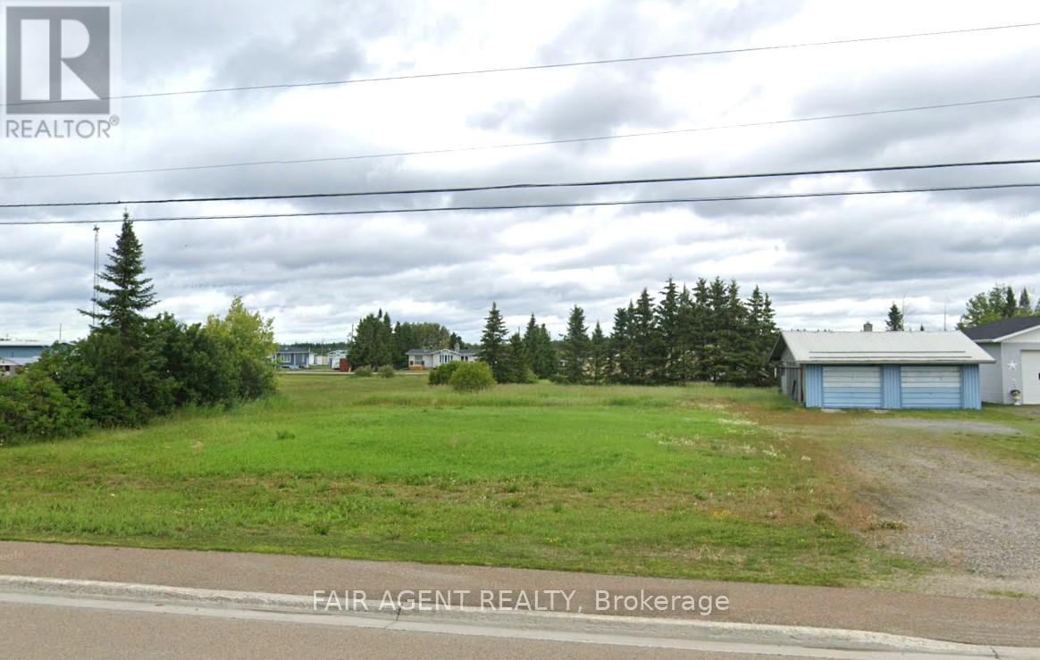 318 HIGHWAY 11, Val Rita-Harty, Ontario