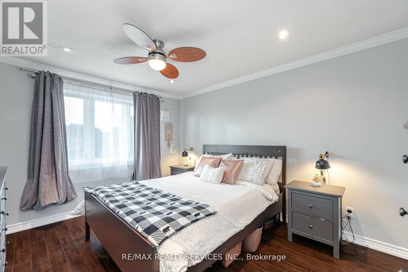 11 Courtleigh Square, Brampton, Ontario  L6Z 1J2 - Photo 22 - W12161523