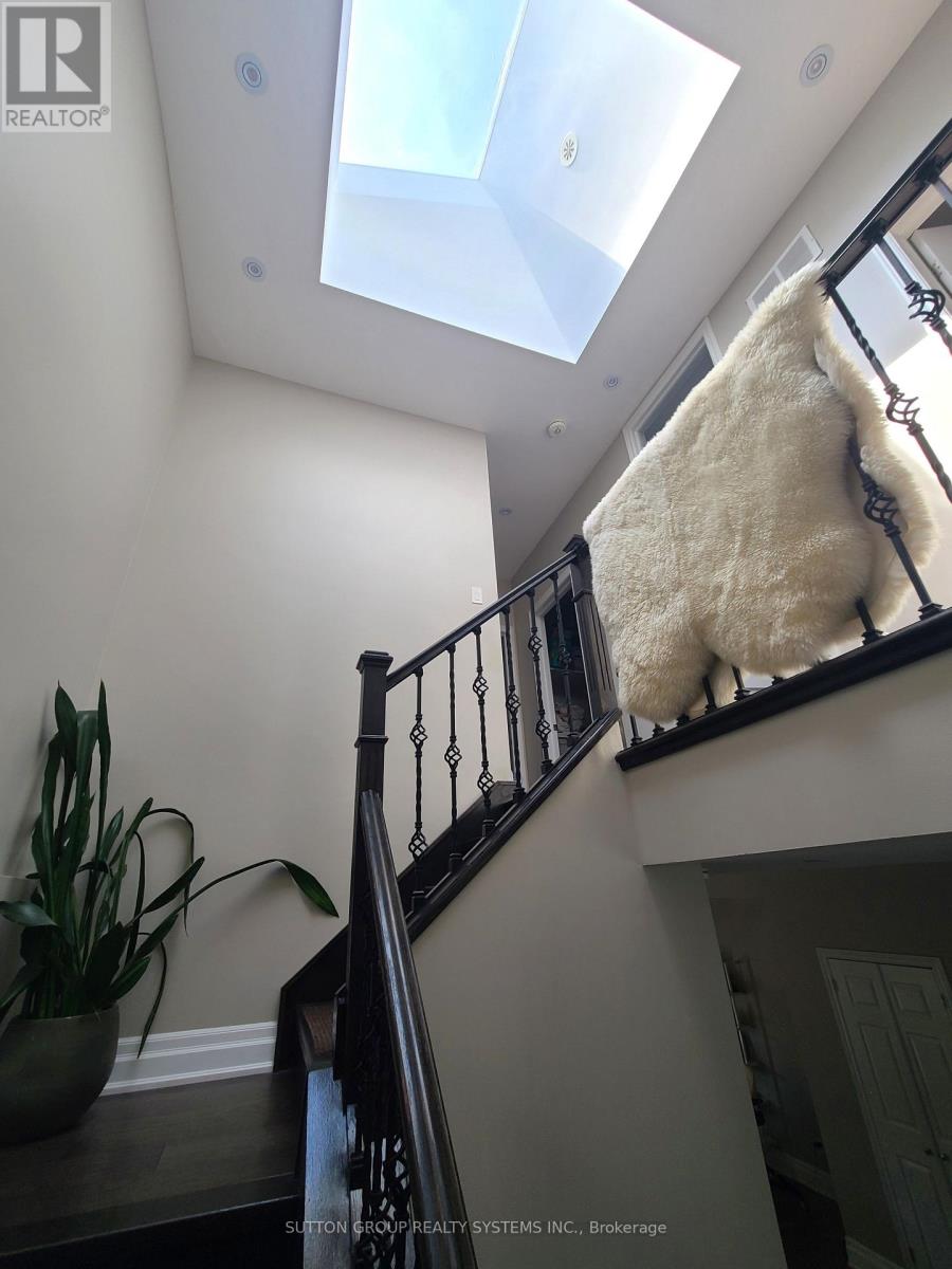 20 Sixth Street, Toronto, Ontario  M8V 3A2 - Photo 14 - W12161549