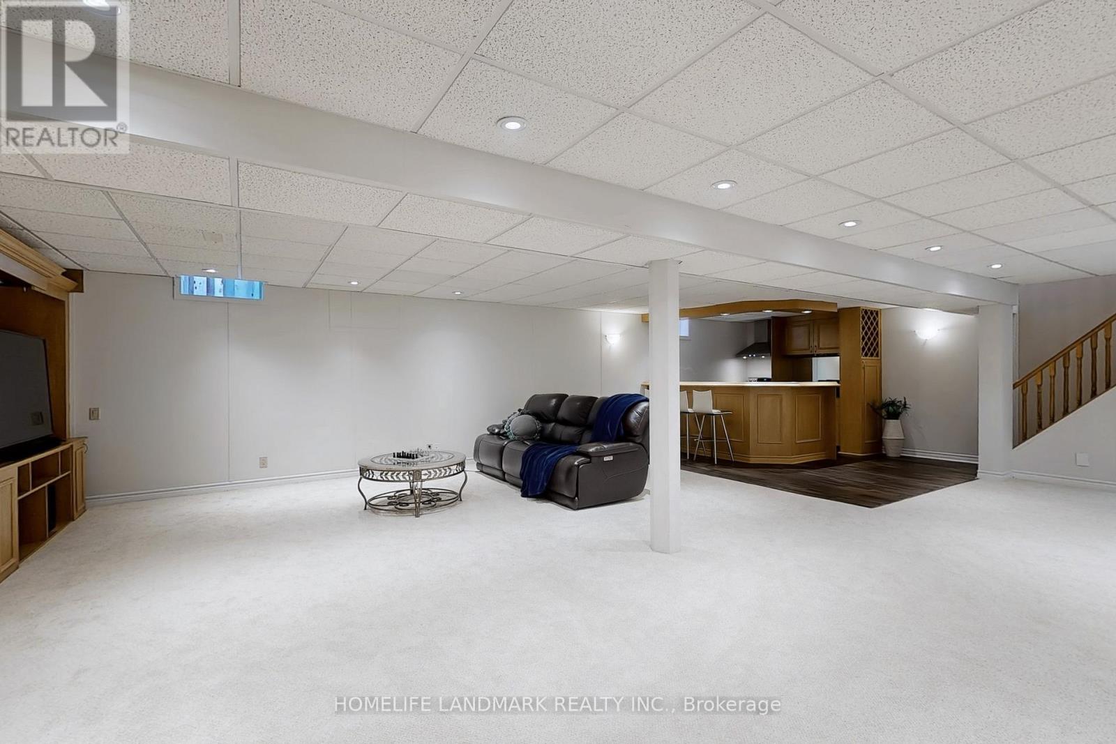 2314 Woodridge Way, Oakville, Ontario  L6H 6S3 - Photo 30 - W12161561