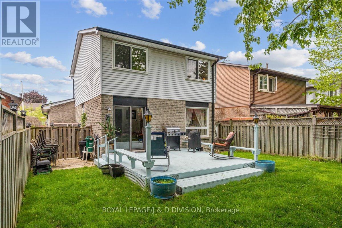 595 Holly Avenue, Milton, Ontario  L9T 4L9 - Photo 24 - W12161538