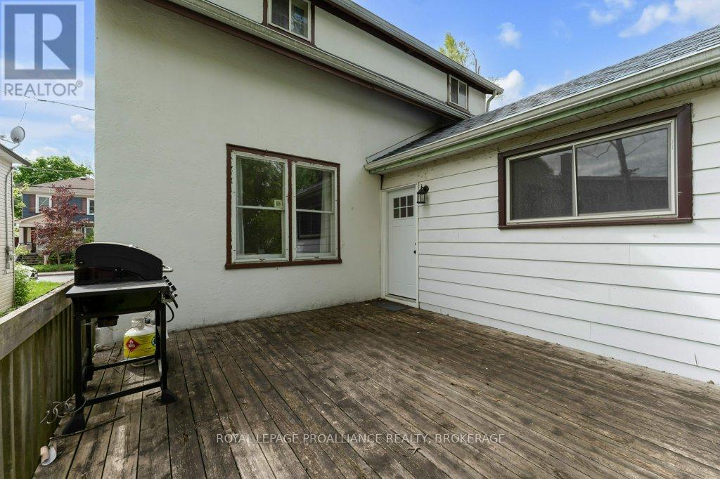 515 Victoria Street, Kingston, Ontario  K7L 3Z9 - Photo 31 - X12161463