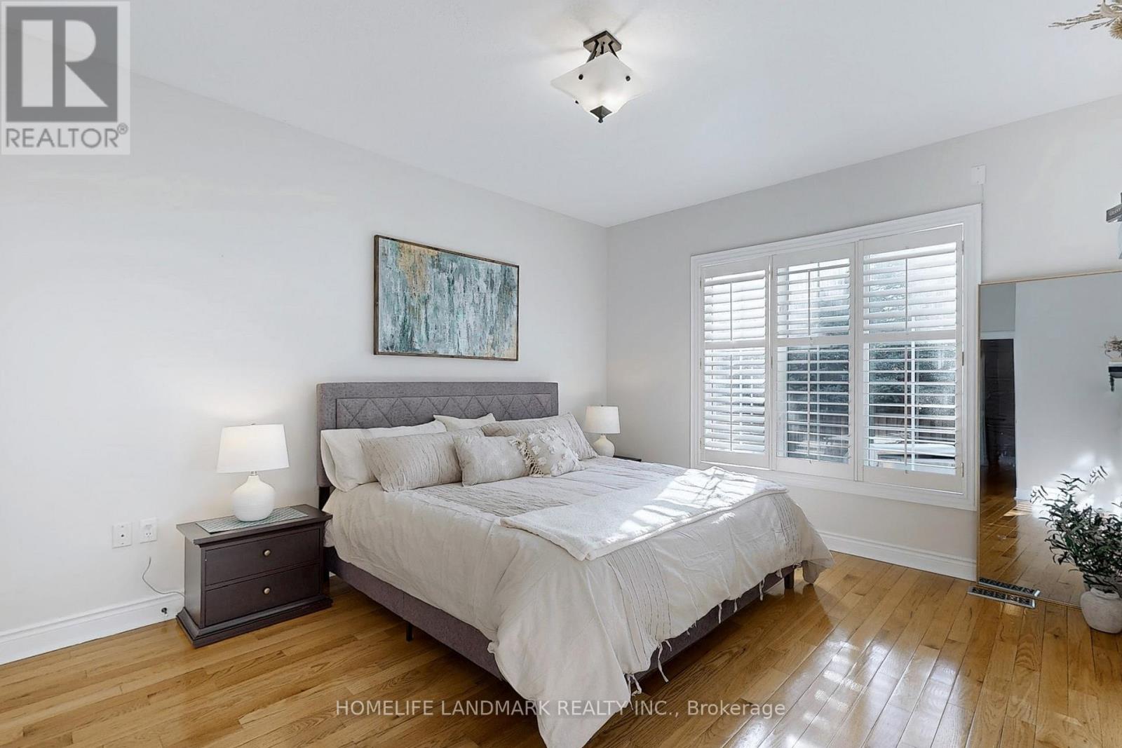 2314 Woodridge Way, Oakville, Ontario  L6H 6S3 - Photo 20 - W12161561