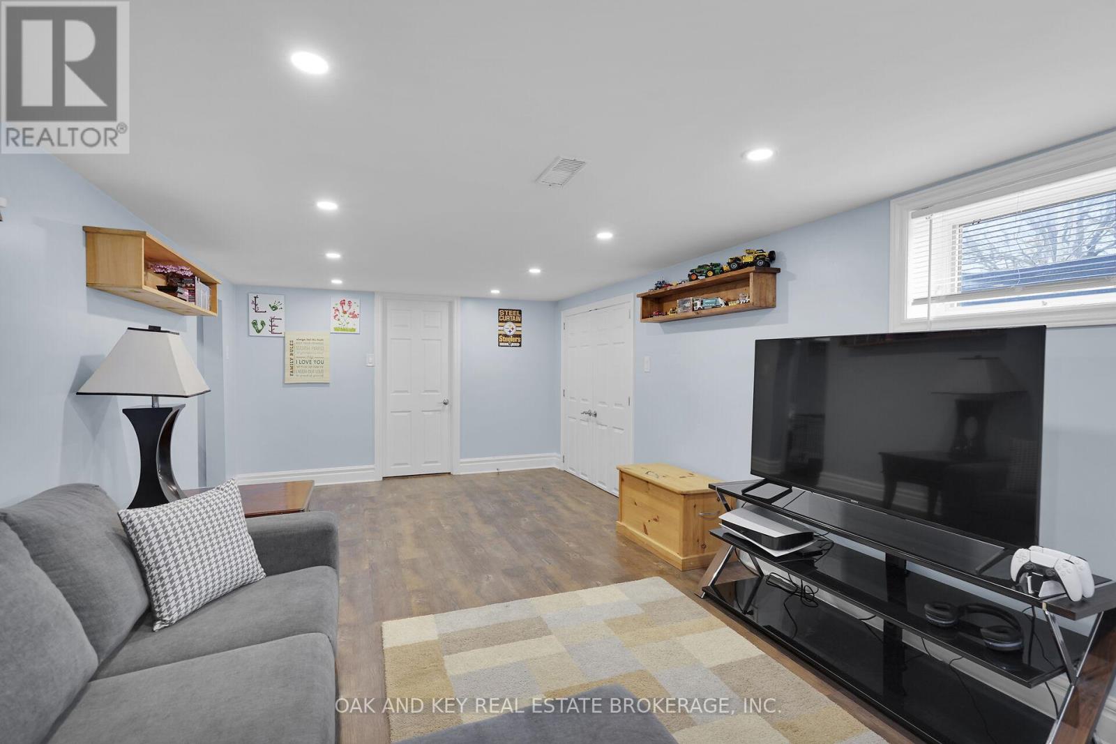 216 Vancouver Street, London East, Ontario  N5W 4R8 - Photo 30 - X12115386