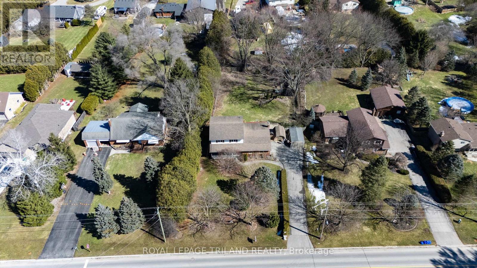 10280 Talbotville Gore Road, Southwold (Talbotville), Ontario  N5P 3T2 - Photo 33 - X12151708
