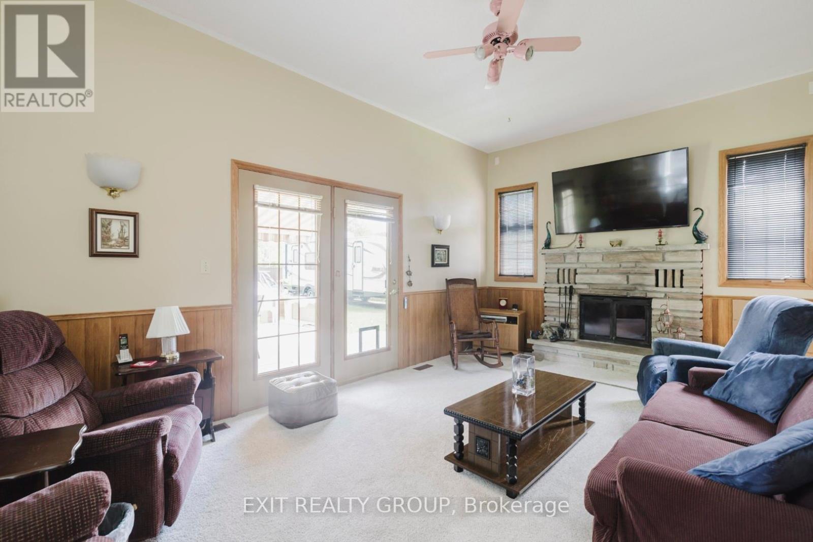 152 Chatterton Valley Crescent, Quinte West, Ontario  K0K 2B0 - Photo 17 - X12161570