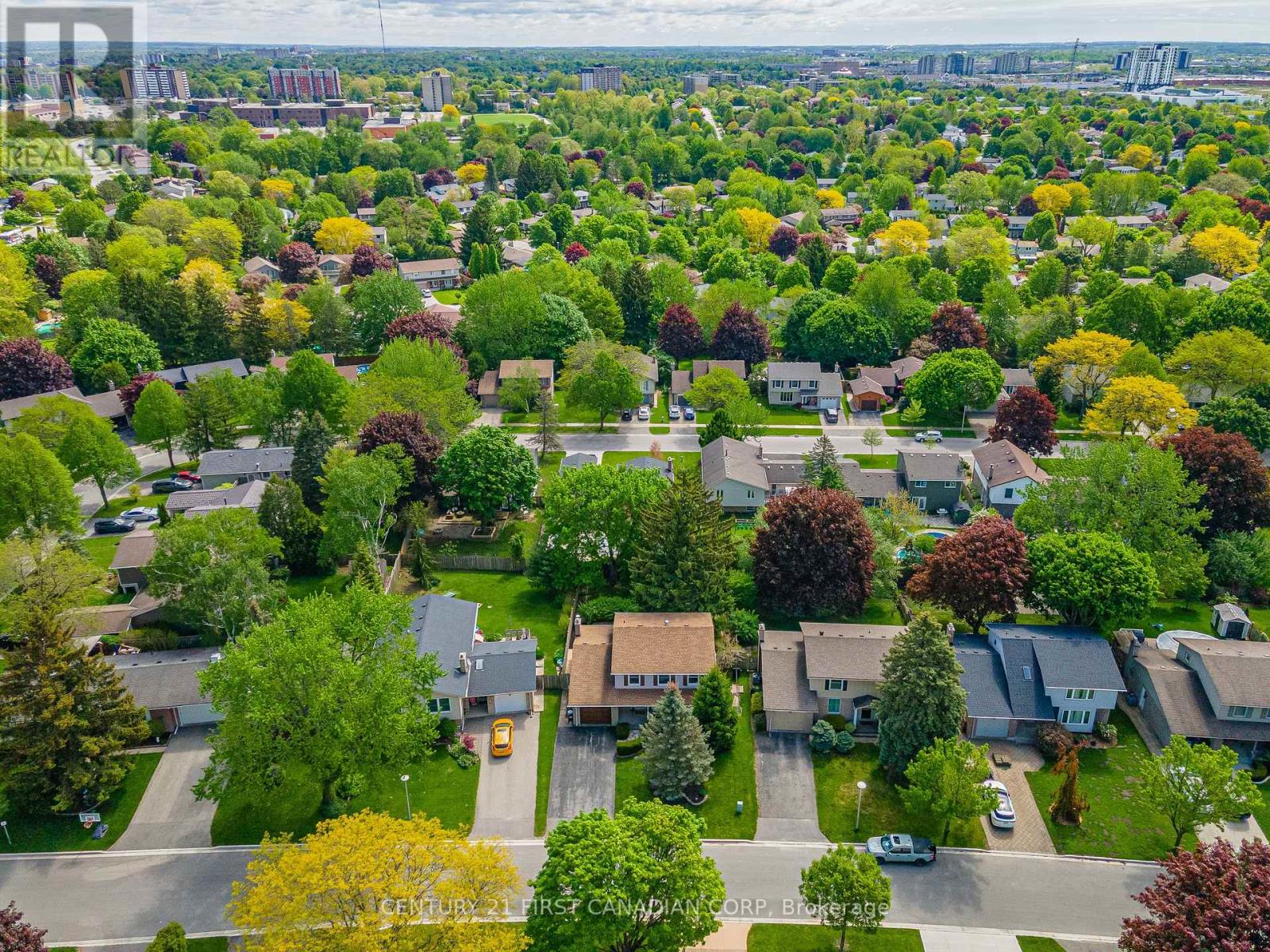24 Bartlett Crescent, London South, Ontario  N6K 1W4 - Photo 39 - X12161428