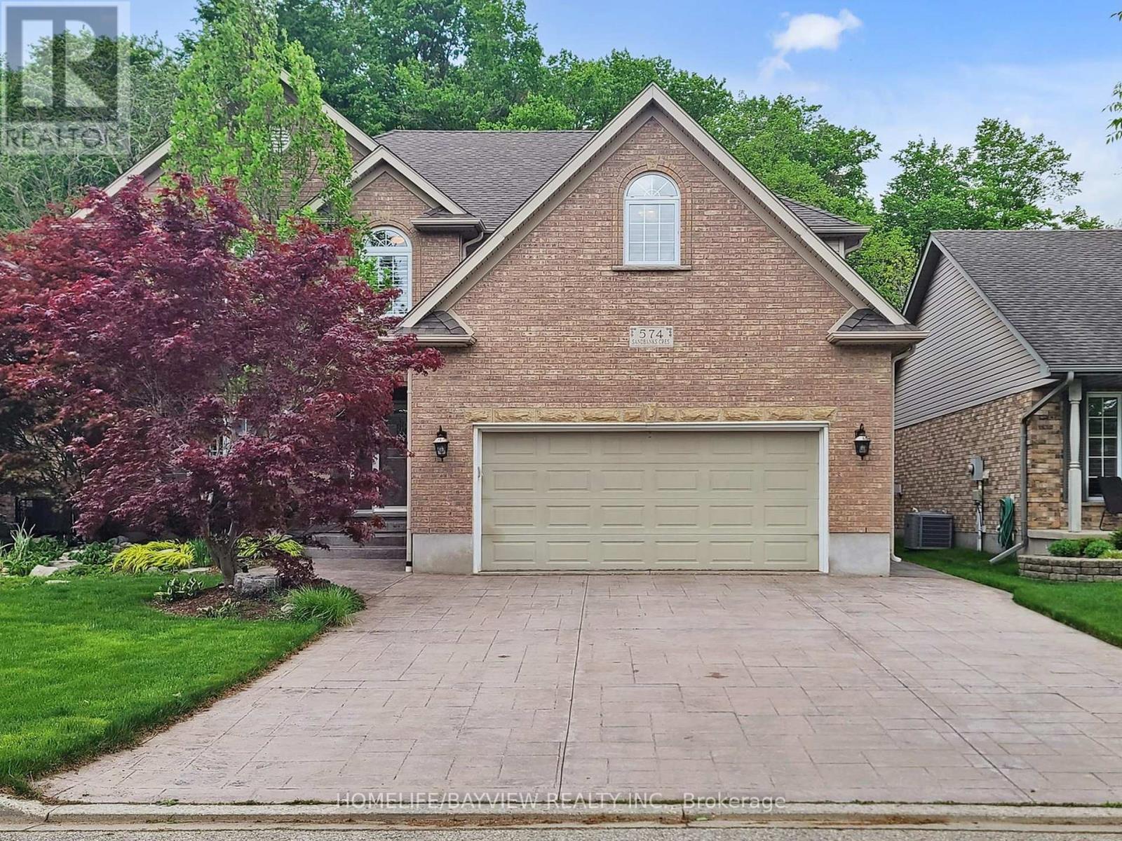Property at 574 SANDBANKS CRESCENT image 2
