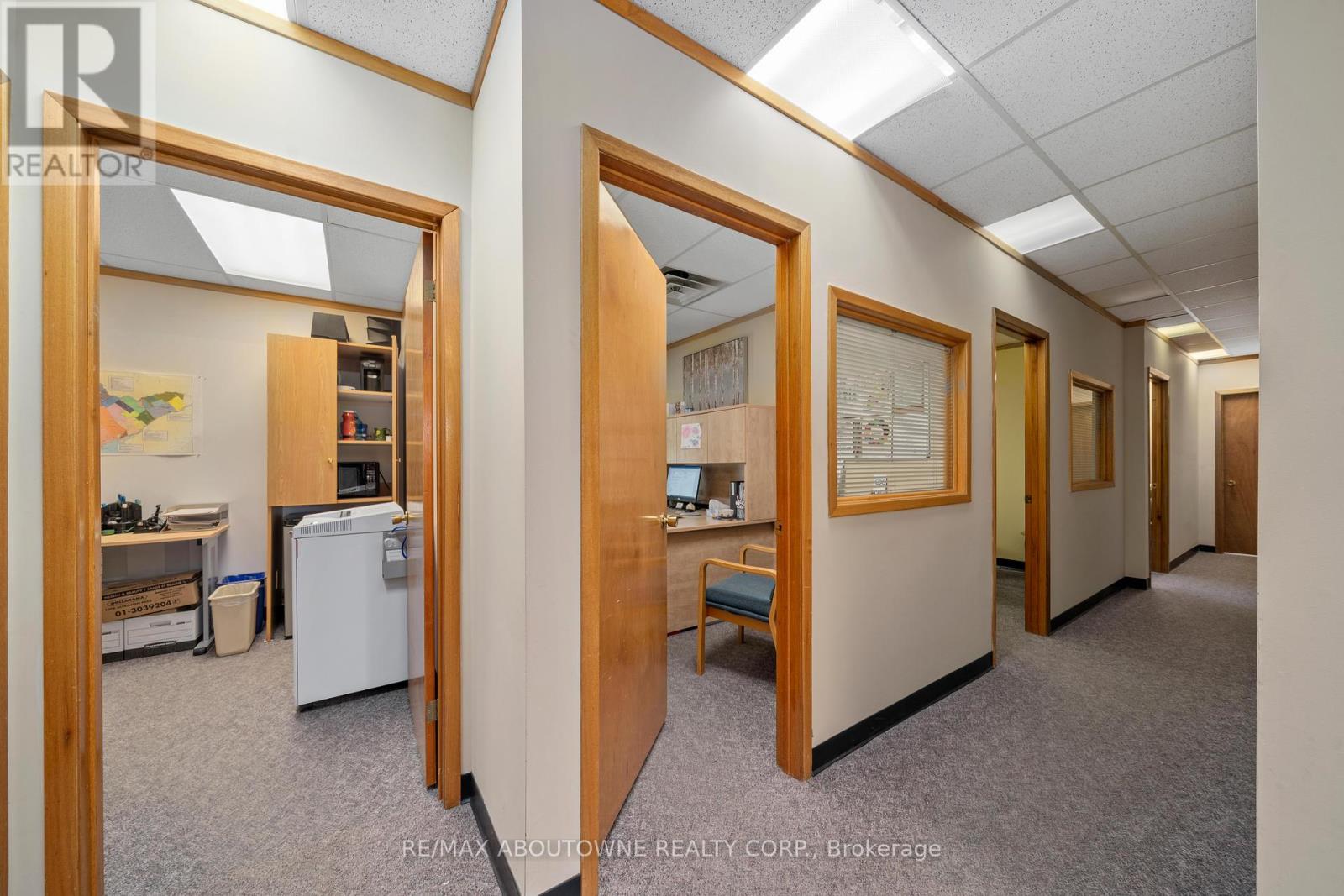 54 Dundas Street E, Belleville, Ontario  K8N 1B8 - Photo 12 - X12161410