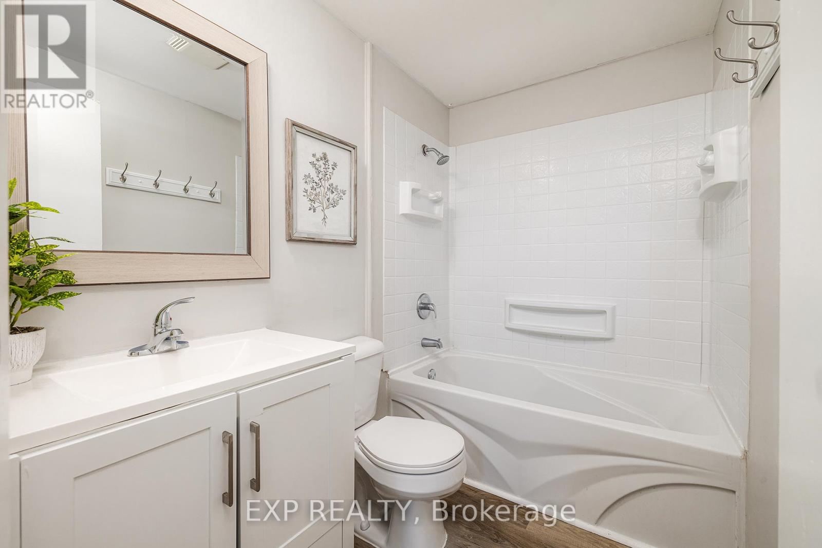 12 - 25 Thaler Avenue, Kitchener, Ontario  N2A 1R3 - Photo 15 - X12161446