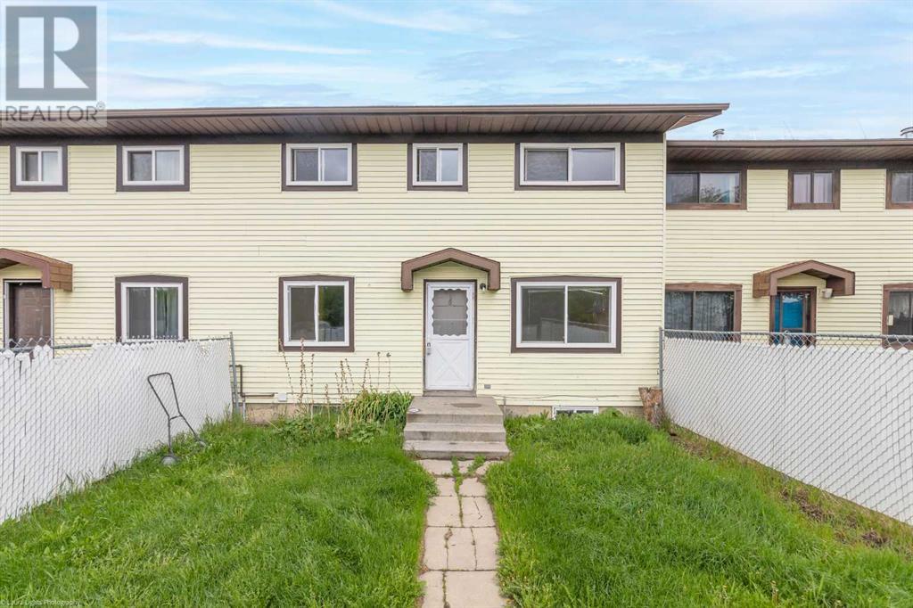 6, 17 3 Avenue SE, Marshall, Saskatchewan