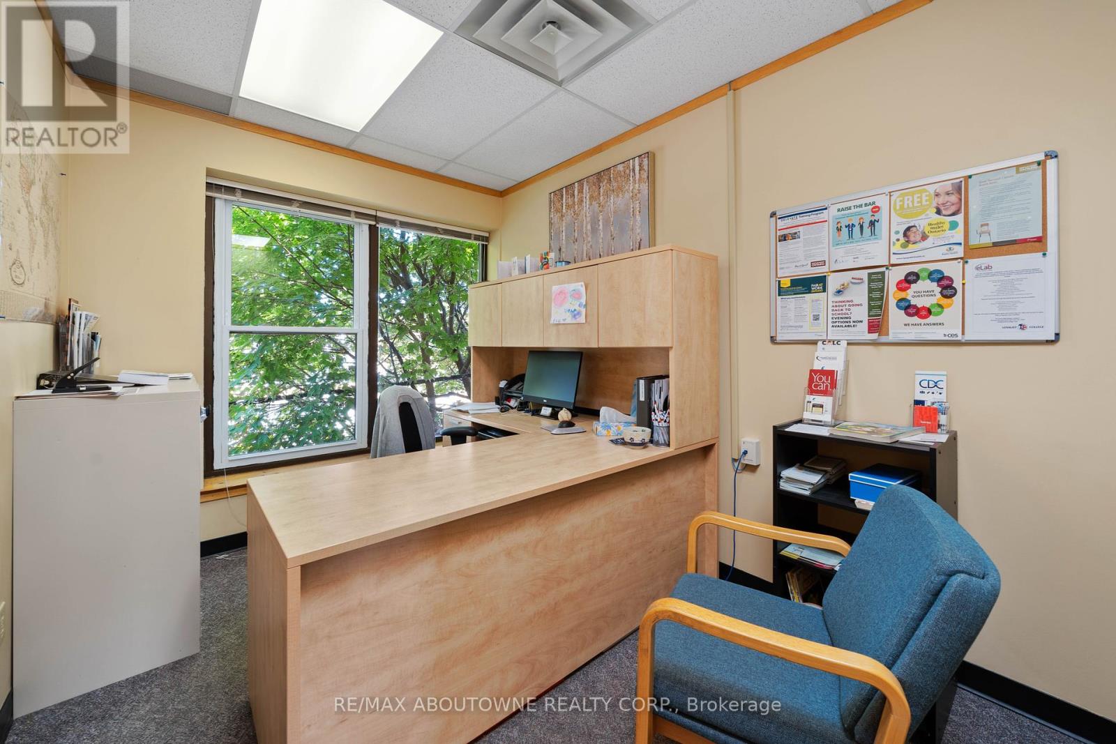 54 Dundas Street E, Belleville, Ontario  K8N 1B8 - Photo 14 - X12161403