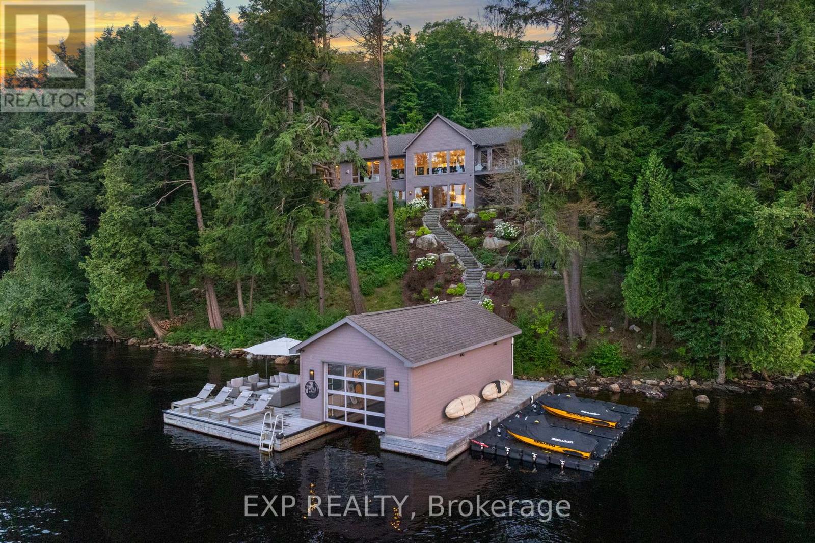 124 CLAREN CRESCENT, huntsville (stisted), Ontario