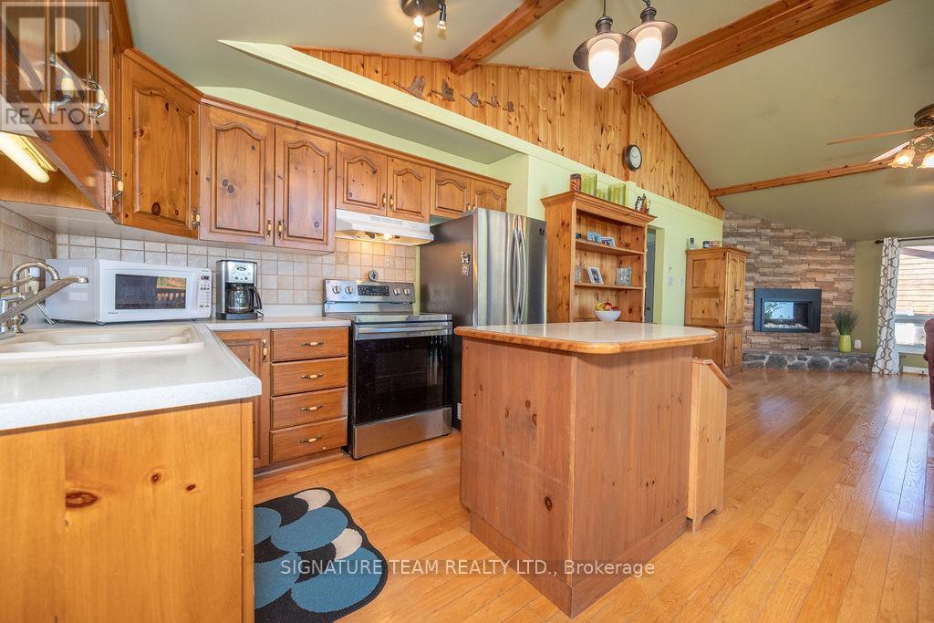 A - 47 Trillium Lane, North Algona Wilberforce, Ontario  K0J 1T0 - Photo 6 - X12161491
