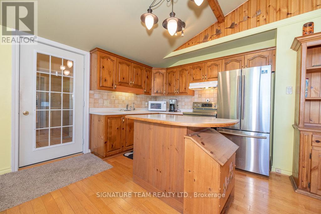 A - 47 Trillium Lane, North Algona Wilberforce, Ontario  K0J 1T0 - Photo 8 - X12161491